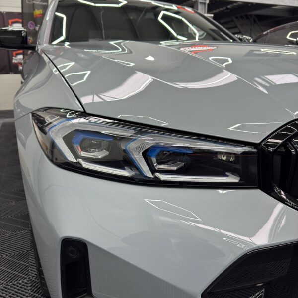 Polish si aplicare folie protectie faruri bmw 330i