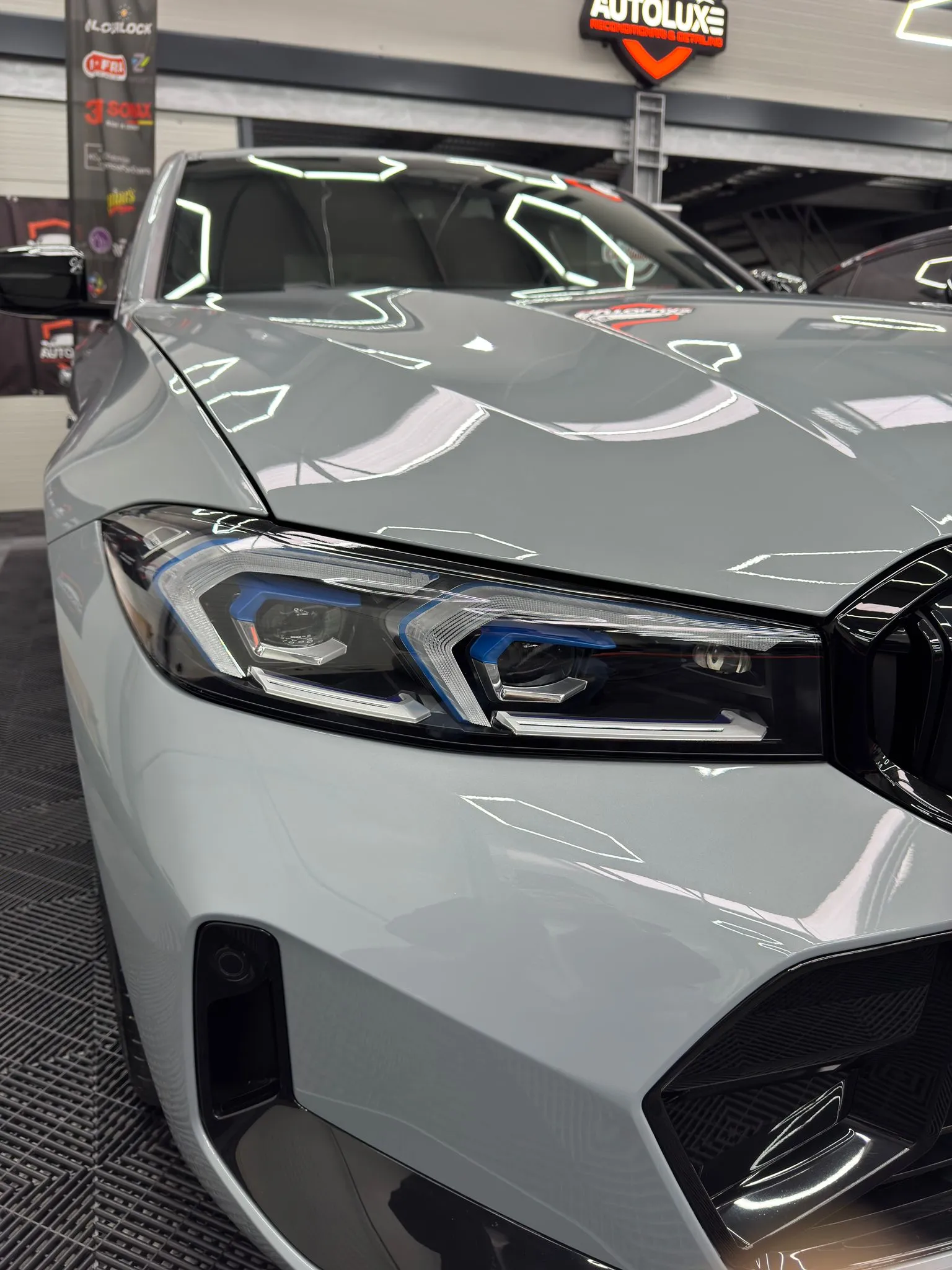 Recondiționare și polish faruri + folie protecție faruri BMW - Detailing auto Craiova